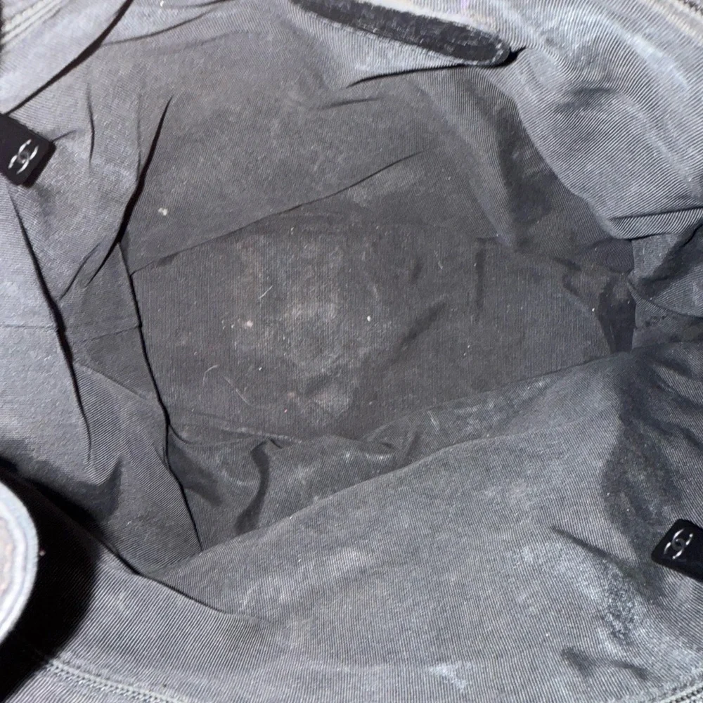 CHANEL Black Leather Backpack - Picture 14 of 16